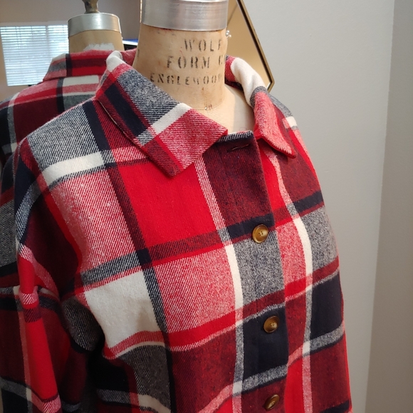 Plaid Flannel Shacket Shirt Jacket - Picture 3 of 5